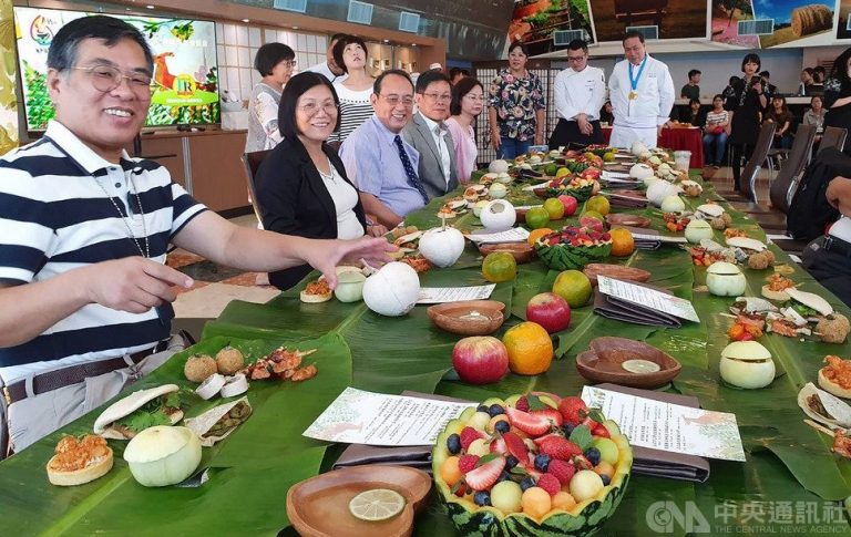 Black rice diet to promote environmental protection
